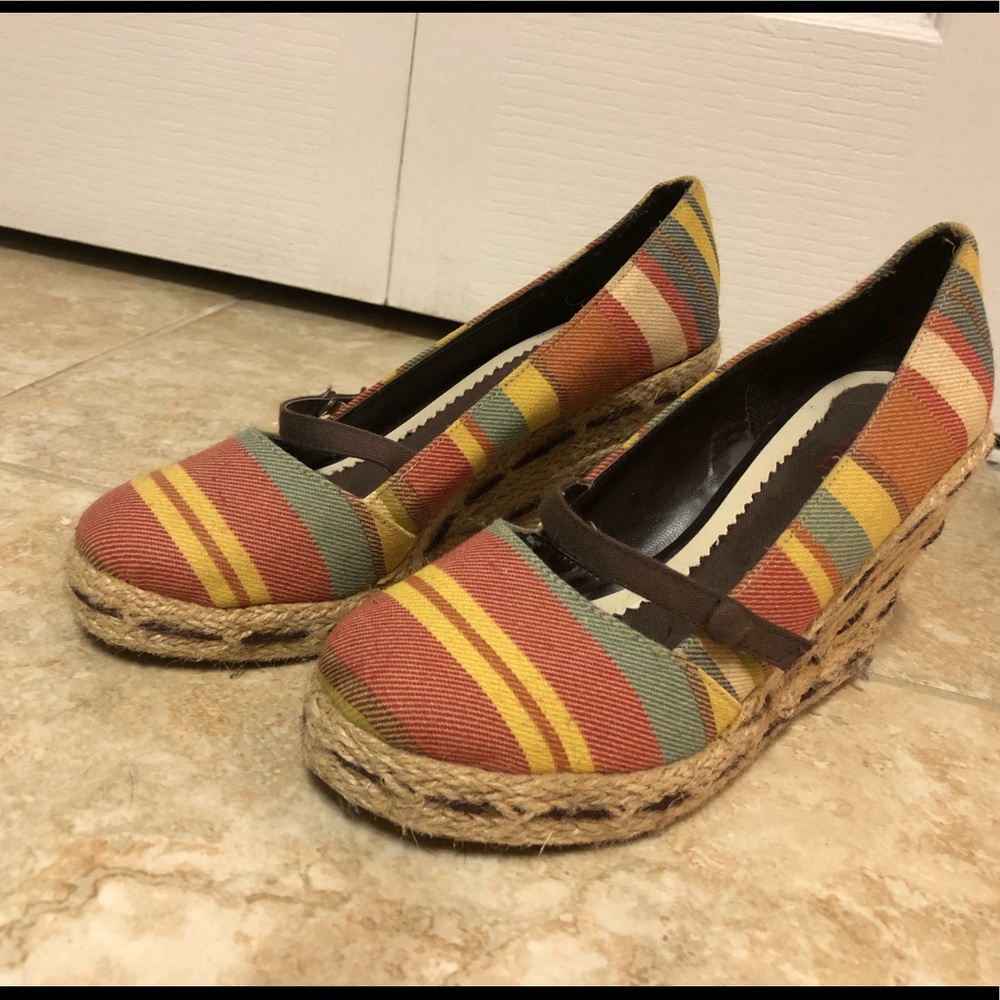 Colorful wedges